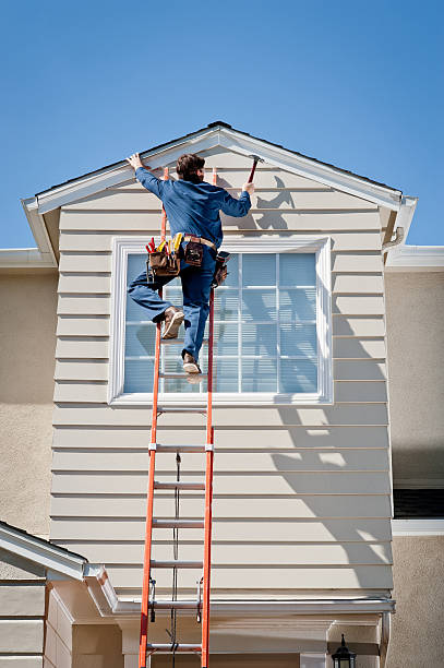 Affordable siding repair and maintenance services in Baytown, TX